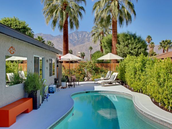 Palm Springs Home 1028223