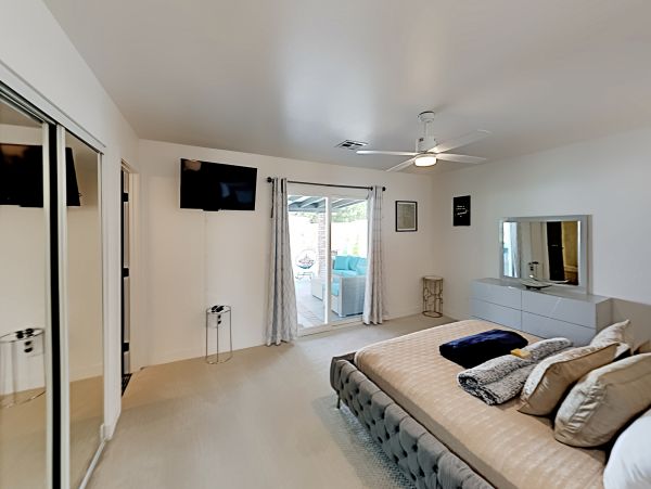 Palm Springs Home 1028224