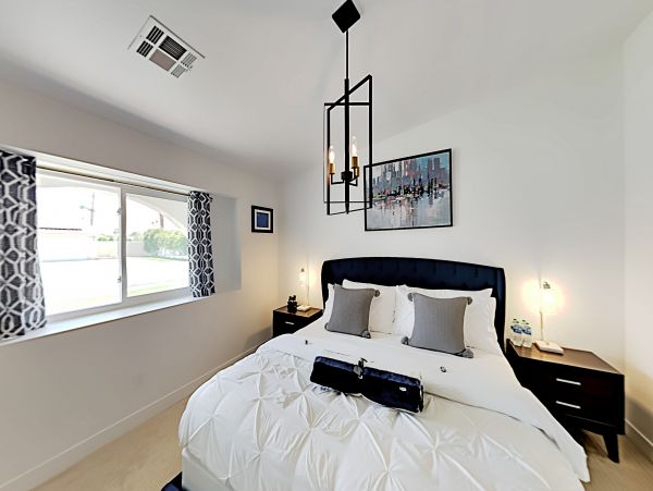 Palm Springs Home 1028224