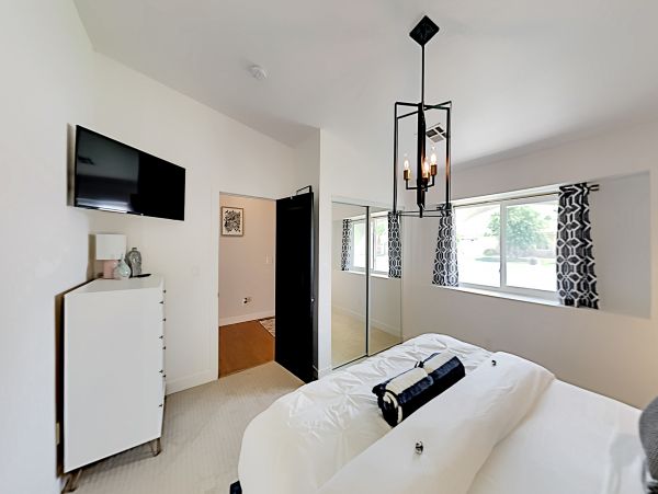 Palm Springs Home 1028224