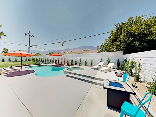 Palm Springs Home 1028224