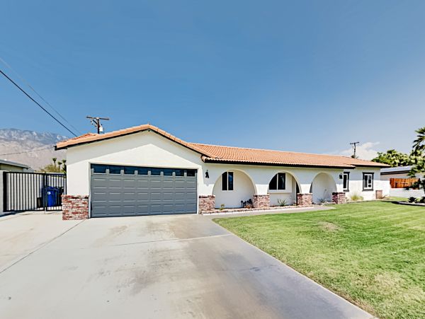 Palm Springs Home 1028224