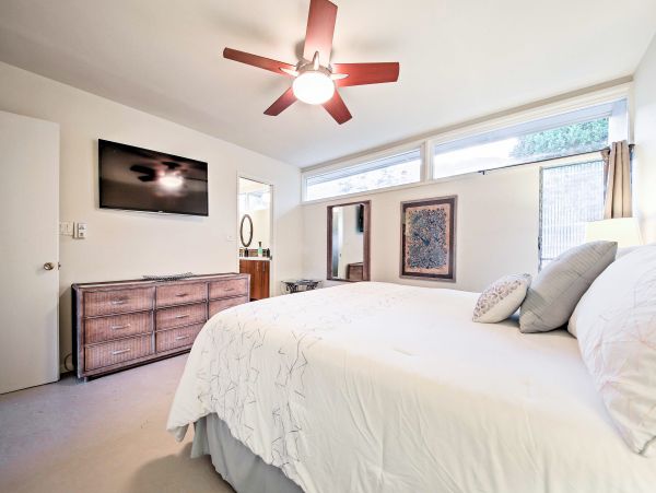 Palm Springs Home 1028226