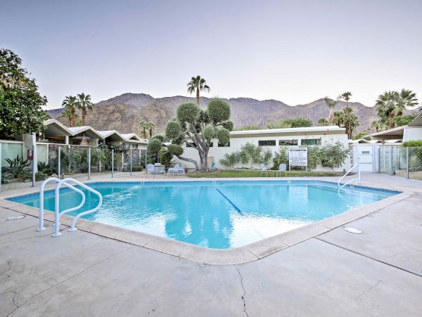 Palm Springs Home 1028226