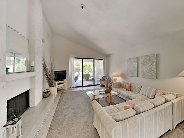 Palm Springs Home 1028227