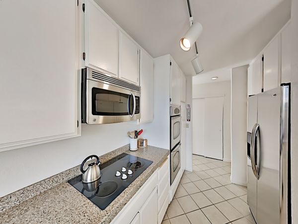 Palm Springs Home 1028227