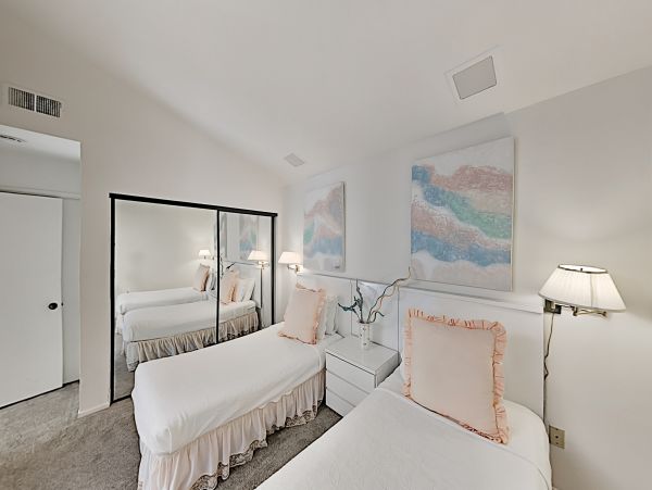 Palm Springs Home 1028227