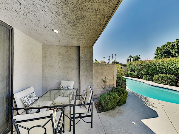 Palm Springs Home 1028227
