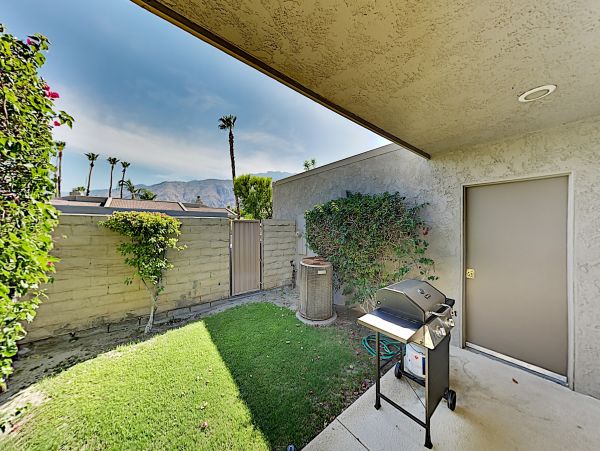 Palm Springs Home 1028227