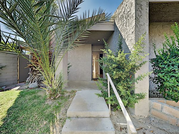 Palm Springs Home 1028227