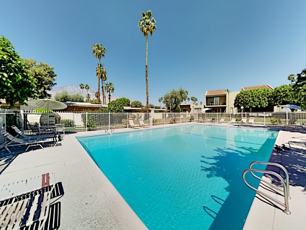 Palm Springs Home 1028228