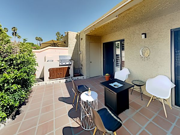 Palm Springs Home 1028228