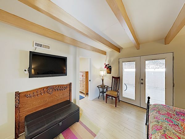 Palm Springs Home 1028229