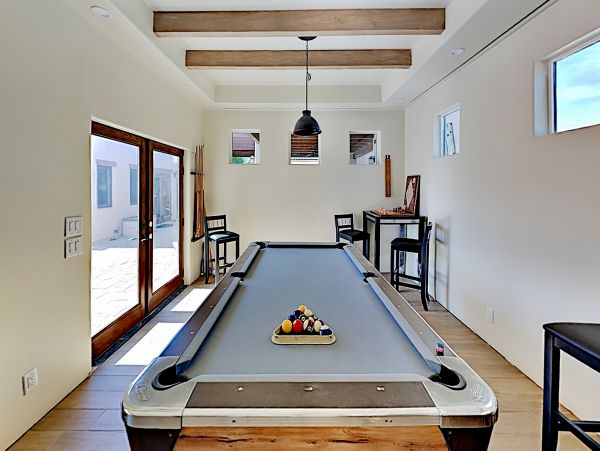 Palm Springs Home 1028229