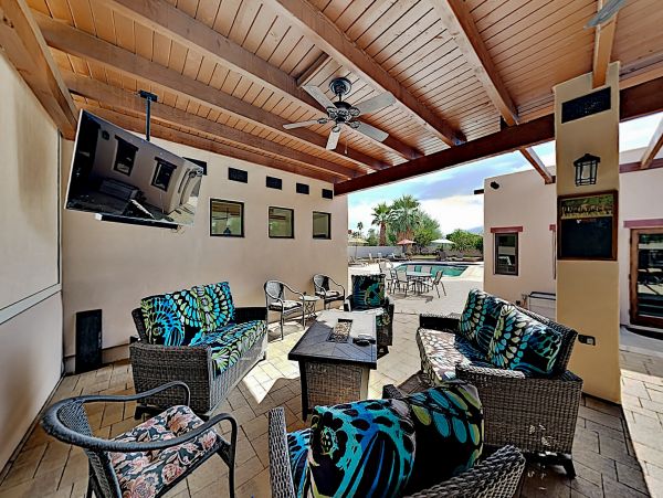Palm Springs Home 1028229