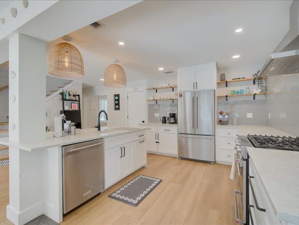 Sarasota Easy Access to Siesta Beaches Pool Vacation Home