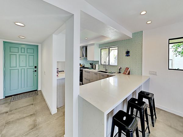 Palm Springs Home 1028231