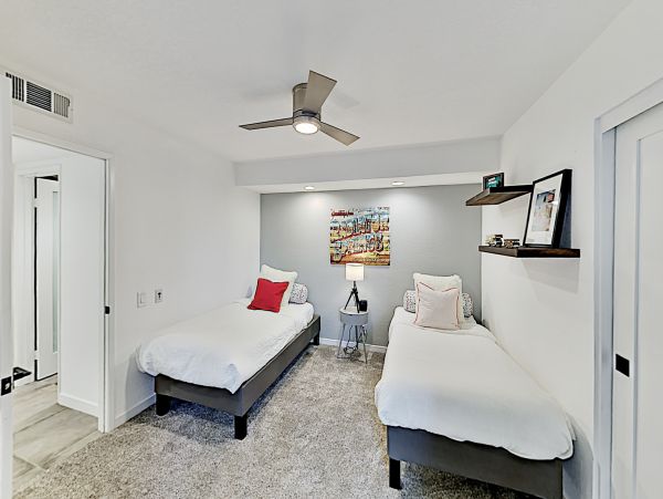 Palm Springs Home 1028231