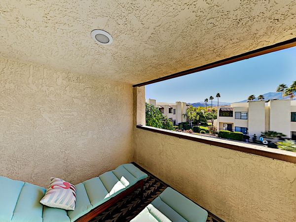 Palm Springs Home 1028231
