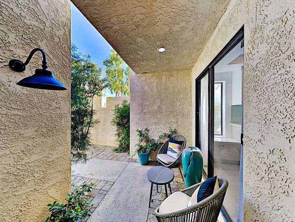 Palm Springs Home 1028231