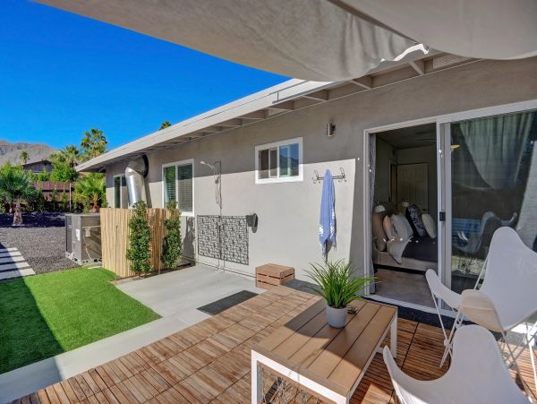 Palm Springs Home 1028232