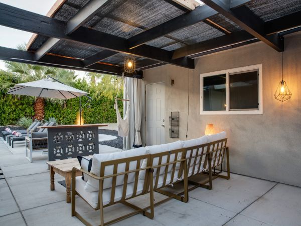 Palm Springs Home 1028232