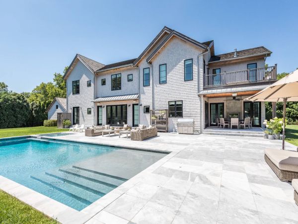 Luxury Hamptons Vacation Pool Walk  Bridgehampton Village