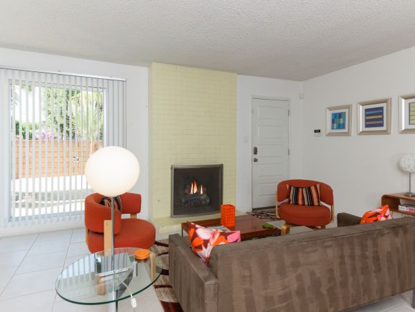 Palm Springs Home 1028234