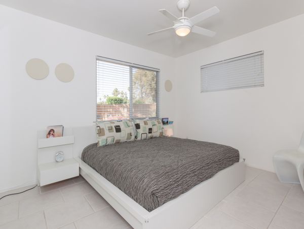 Palm Springs Home 1028234