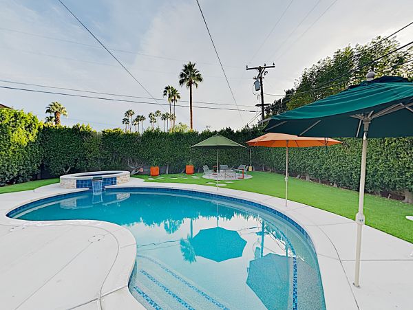 Palm Springs Home 1028234