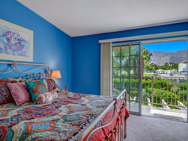Palm Springs Home 1028235