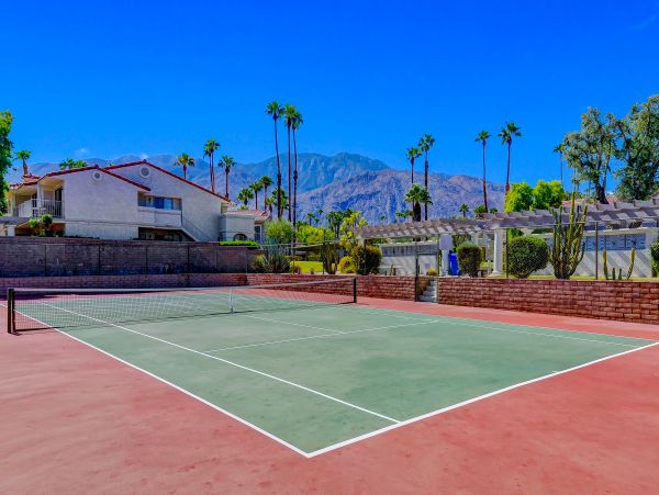 Palm Springs Home 1028235