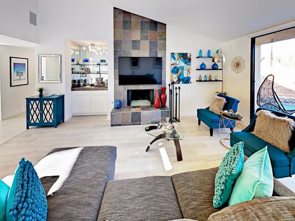 Palm Springs Home 1028236
