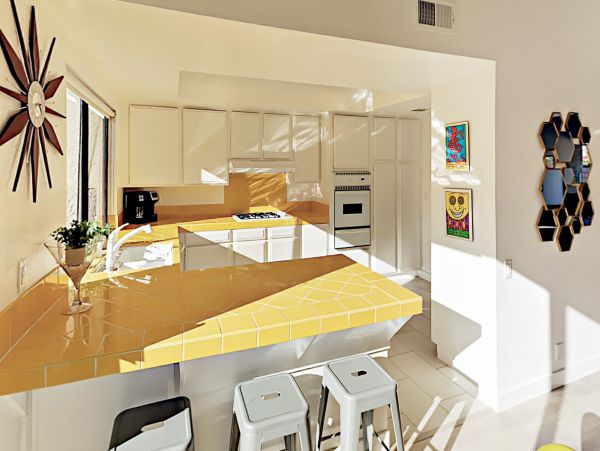 Palm Springs Home 1028236