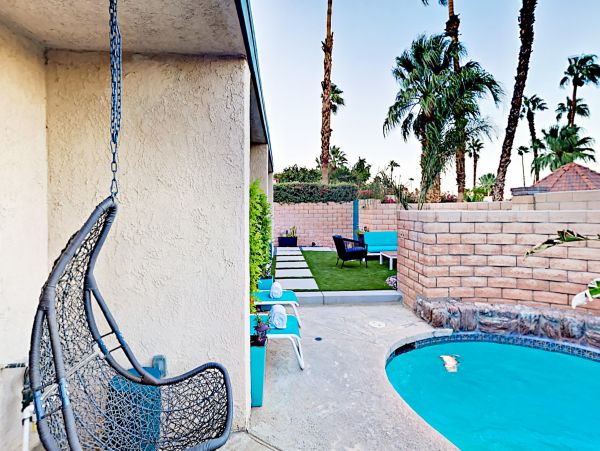 Palm Springs Home 1028236