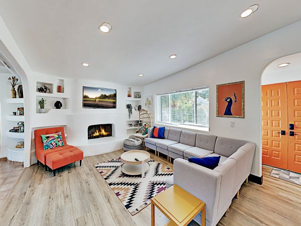 Palm Springs Home 1028237