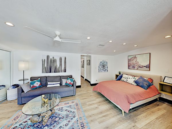 Palm Springs Home 1028237