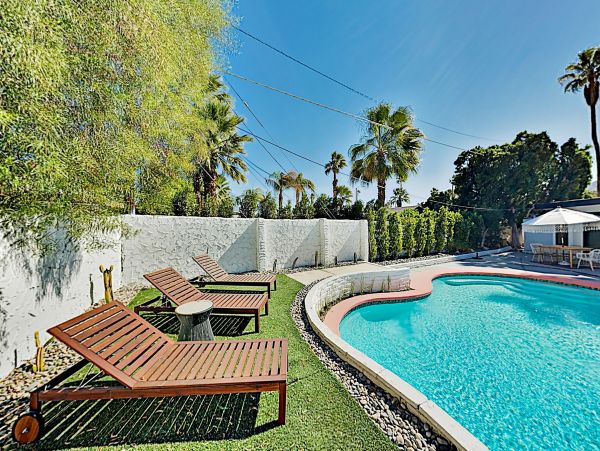 Palm Springs Home 1028237