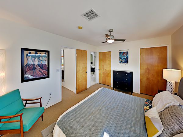 Palm Springs Home 1028238