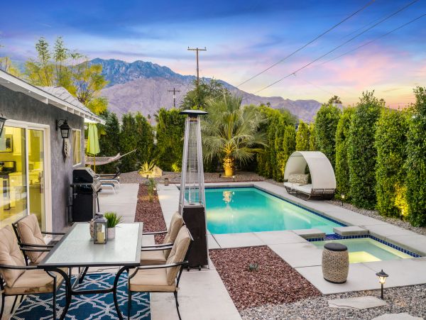 Palm Springs Home 1028242