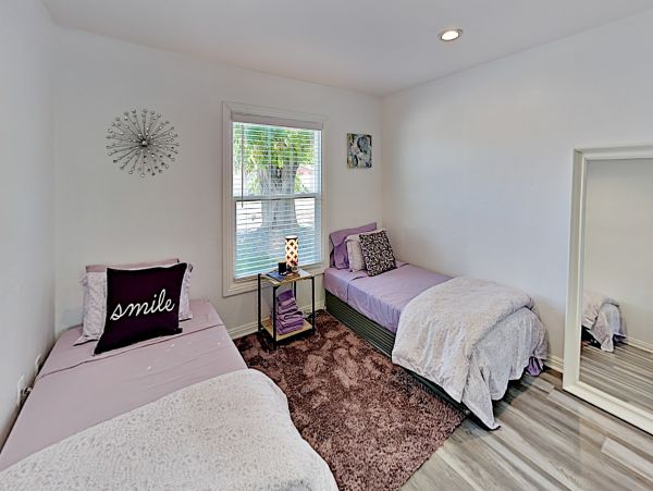 Palm Springs Home 1028242