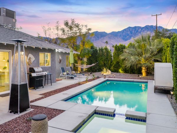 Palm Springs Home 1028242