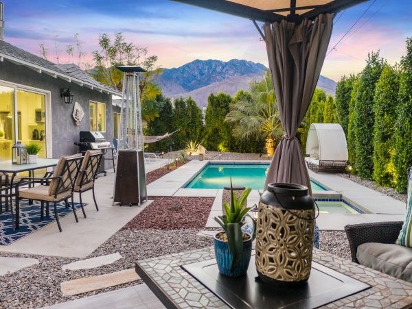 Palm Springs Home 1028242