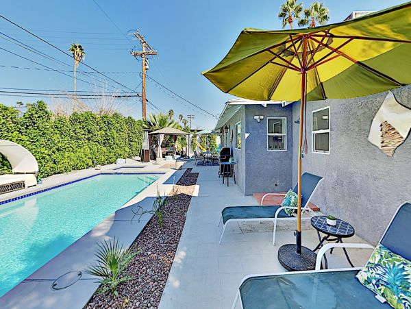 Palm Springs Home 1028242