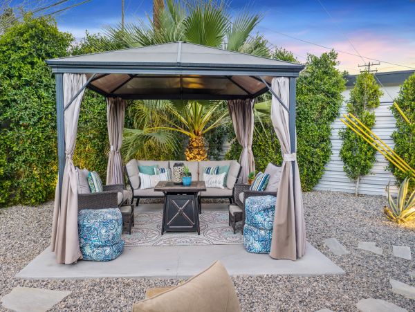 Palm Springs Home 1028242