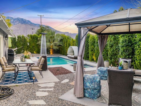 Palm Springs Home 1028242