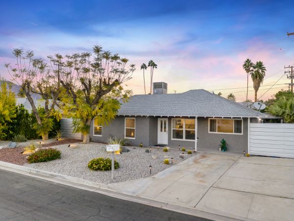 Palm Springs Home 1028242