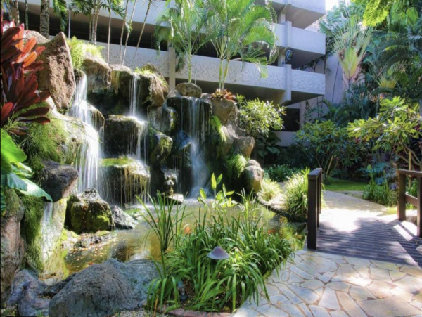 Oahu One Street from the Beach 2 Bedroom Vacation Condo