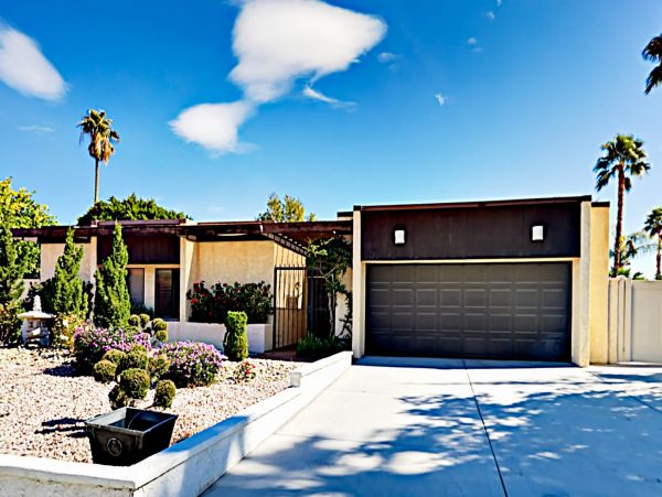 Palm Springs Home 1028244