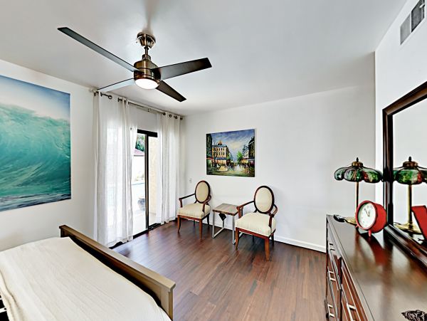 Palm Springs Home 1028244